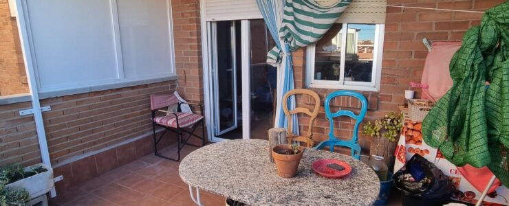 PISO EN VENTA EN CALLE ESTROMBOLI